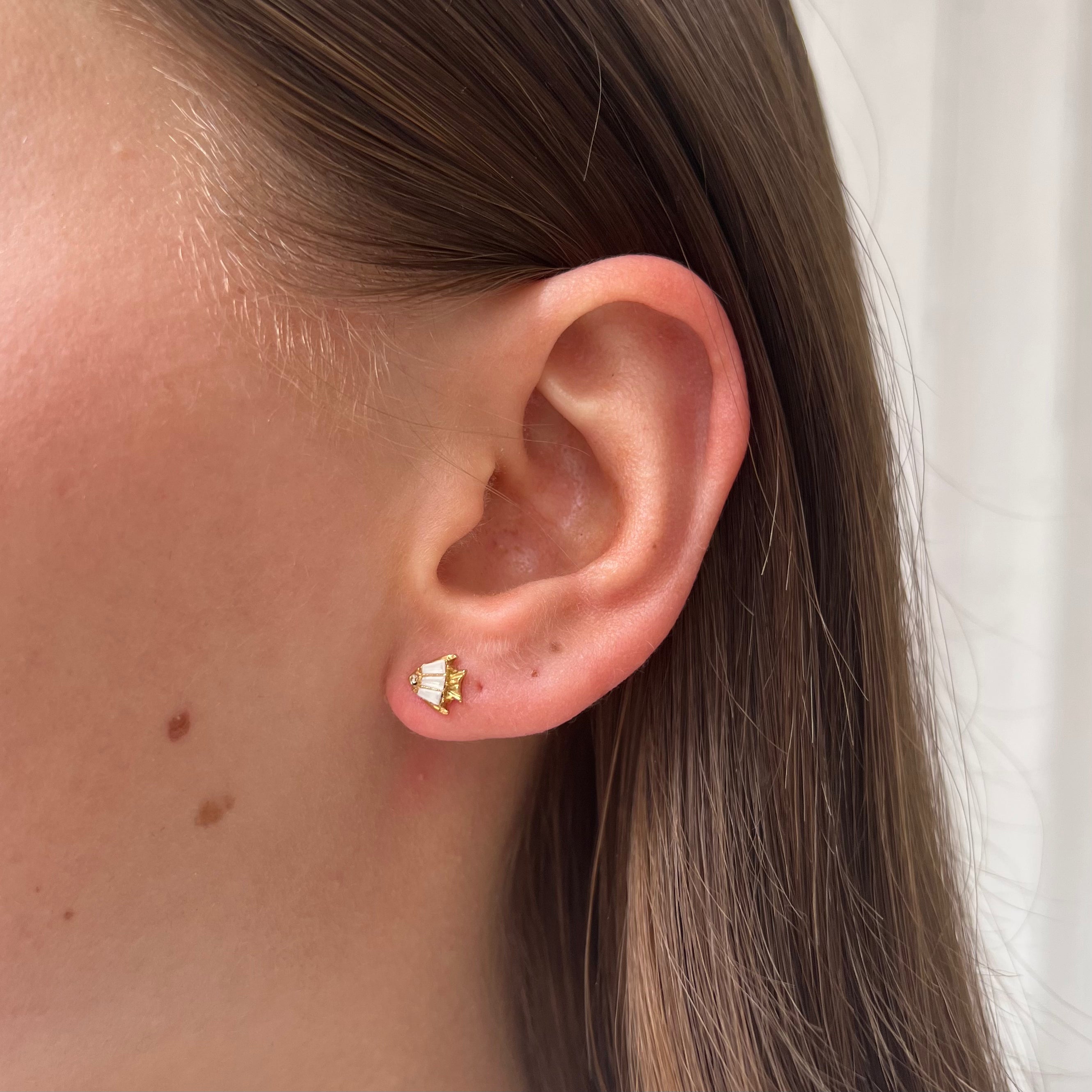 Earstud White Opal Moonfish Earstud White Opal Moonfish