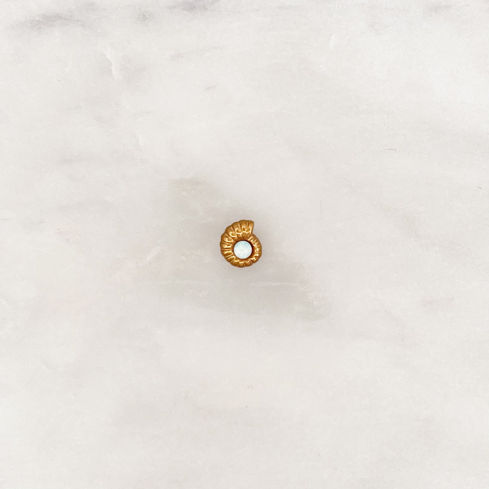 Earstud Opal Moon Shell Earstud Opal Moon Shell