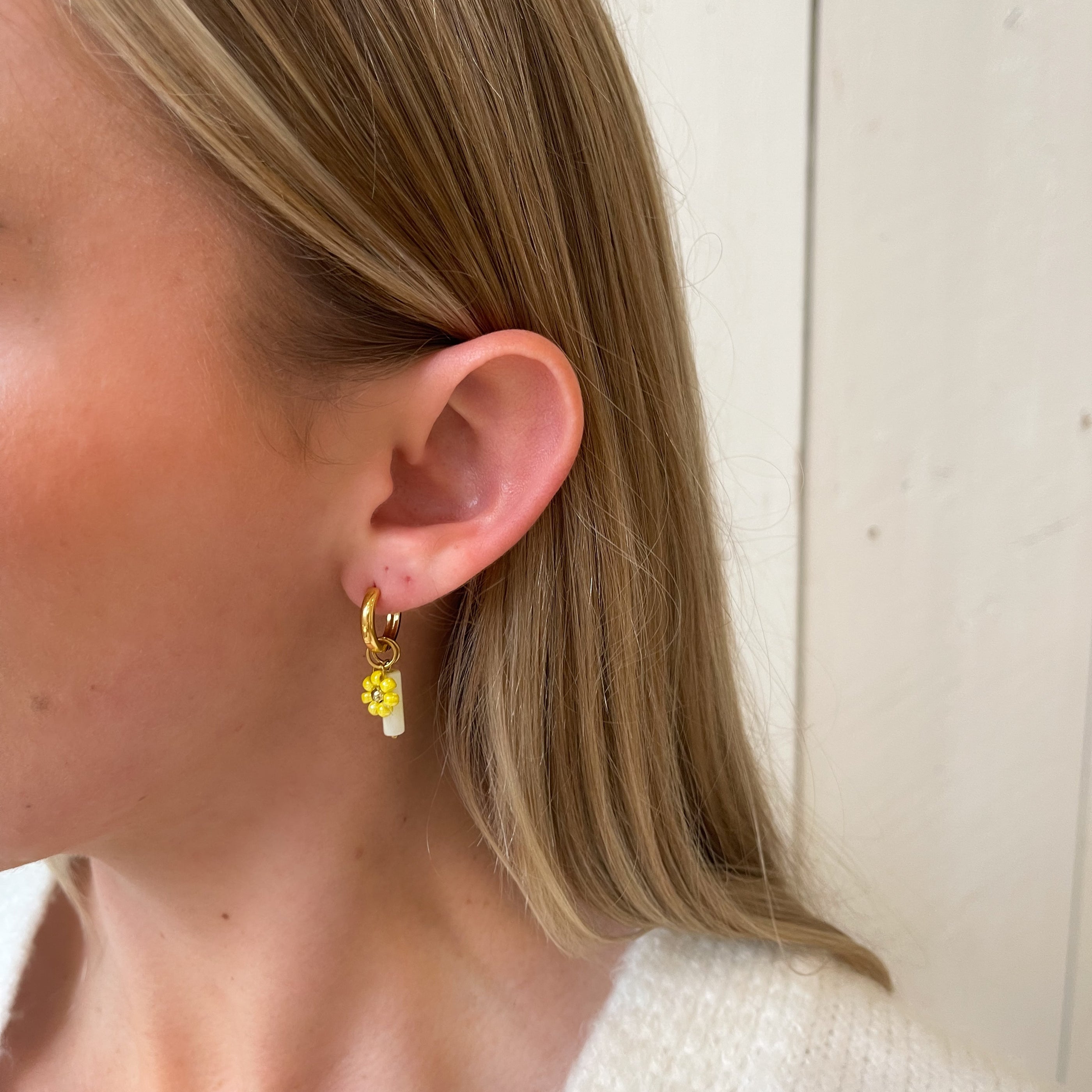 DYO Yellow Beads Flower DYO Yellow Beads Flower