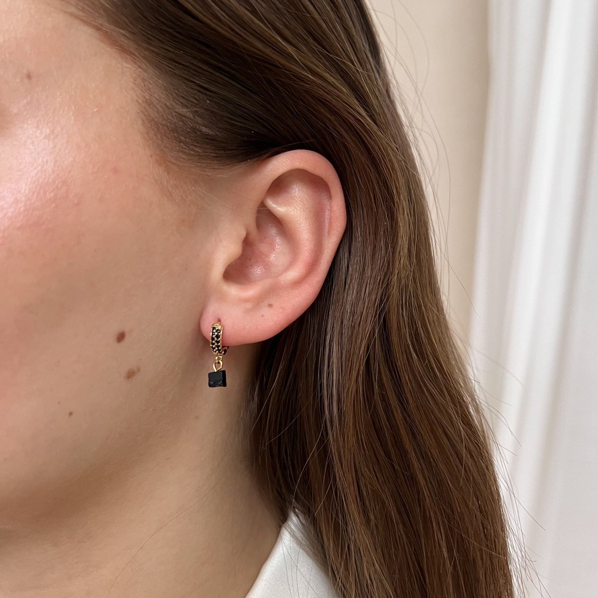 Black Hoop Onyx Stone - ByNouck Jewelry Black Hoop Onyx Stone - ByNouck Jewelry