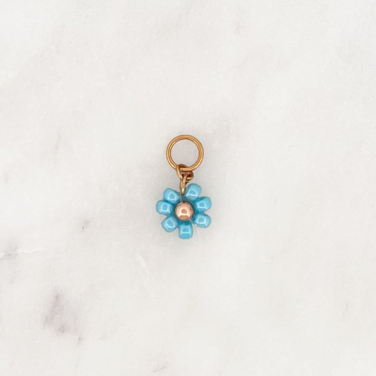 DYO Blue Beads Flower - ByNouck Jewelry DYO Blue Beads Flower - ByNouck Jewelry