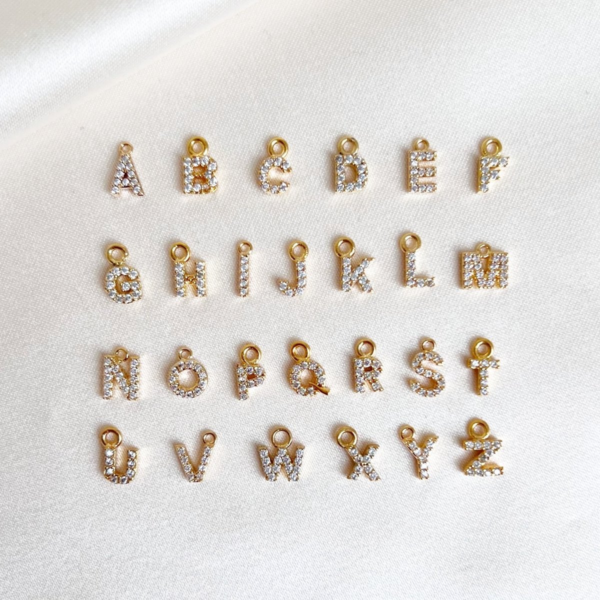 DYO Shiny Initial - ByNouck Jewelry DYO Shiny Initial - ByNouck Jewelry