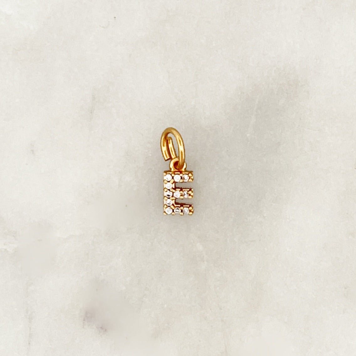 DYO Shiny Initial - ByNouck Jewelry DYO Shiny Initial - ByNouck Jewelry