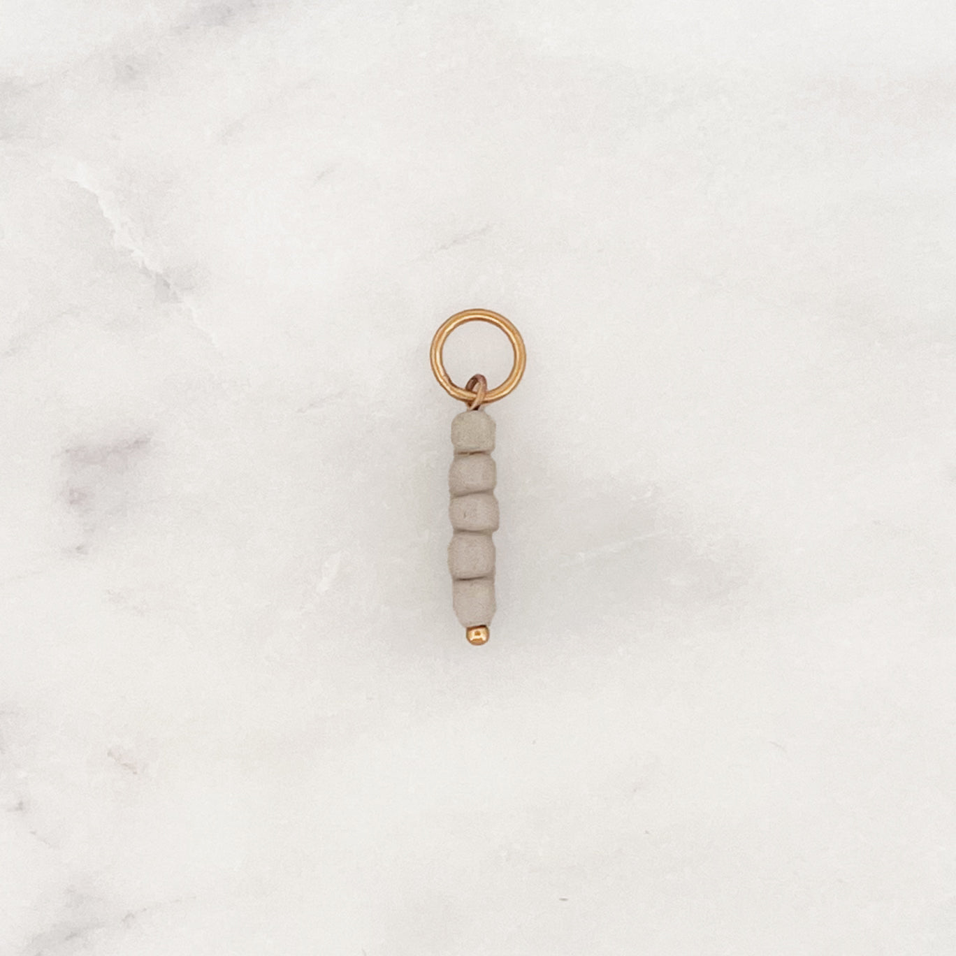 DYO Silk Grey Beads - ByNouck Jewelry DYO Silk Grey Beads - ByNouck Jewelry