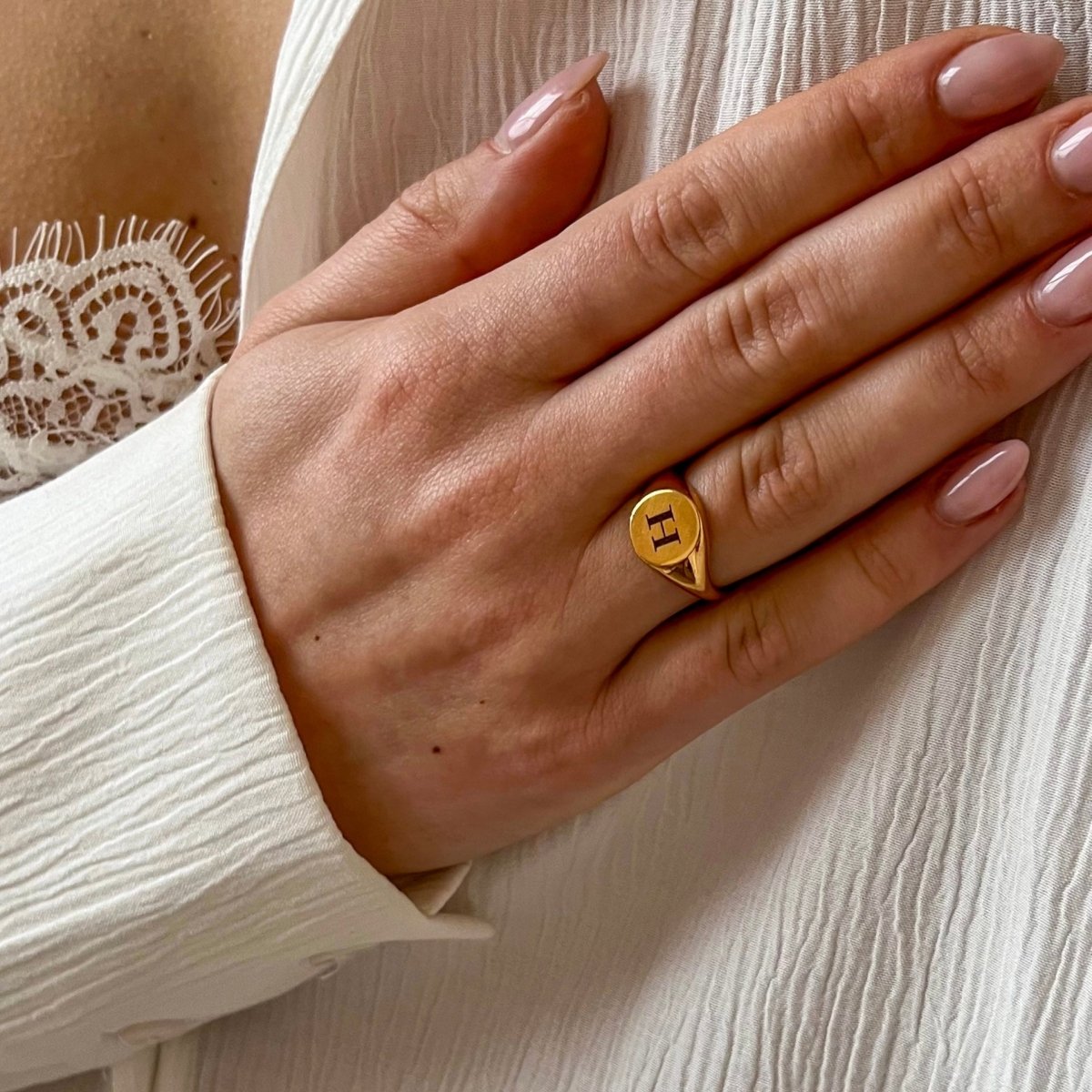 Engrave Ring Big - ByNouck Jewelry Engrave Ring Big - ByNouck Jewelry