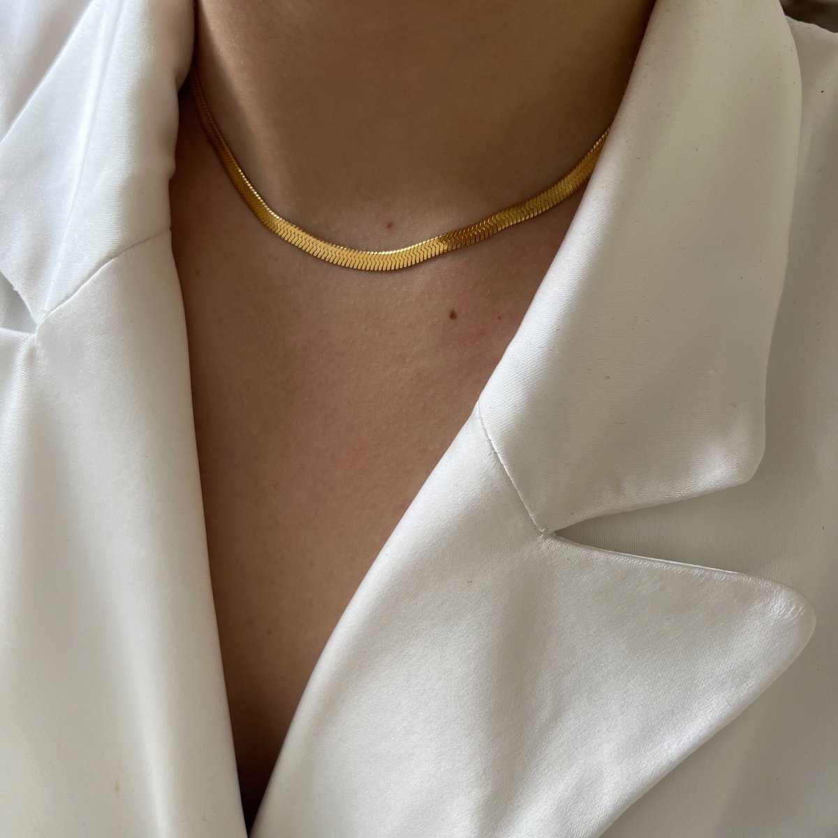 Flat Necklace - ByNouck Jewelry Flat Necklace - ByNouck Jewelry