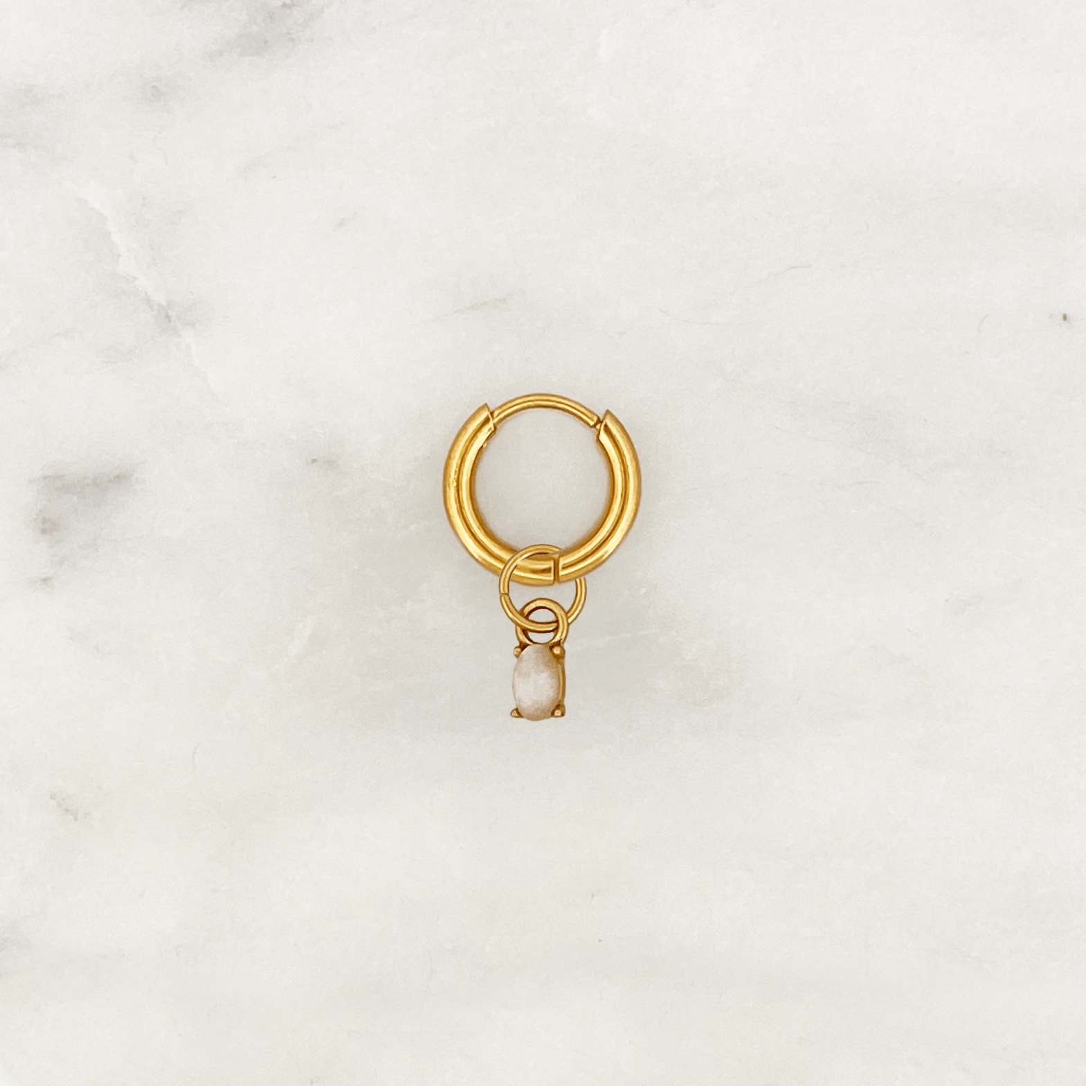 Hoop Moonstone Oval - ByNouck Jewelry Hoop Moonstone Oval - ByNouck Jewelry