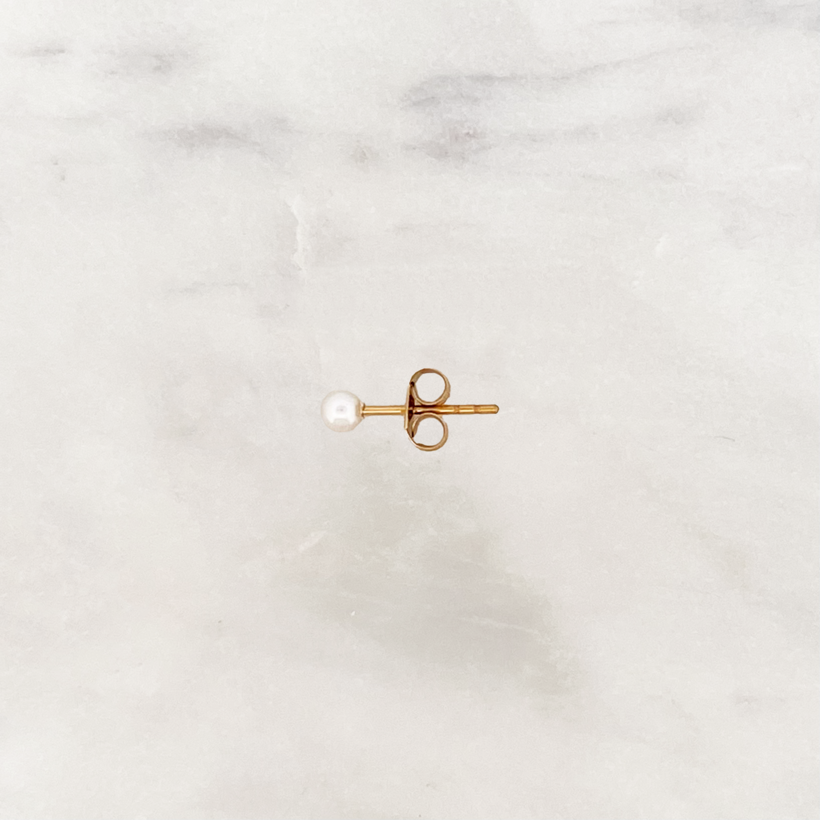 Earstud Pearl Earstud Pearl