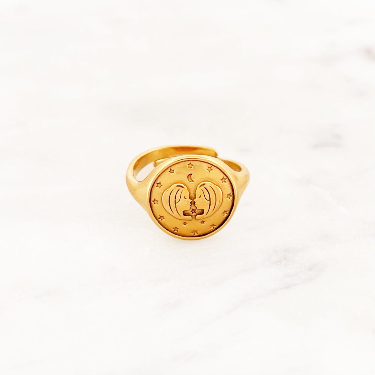 Sign Signet Ring - ByNouck Jewelry Sign Signet Ring - ByNouck Jewelry