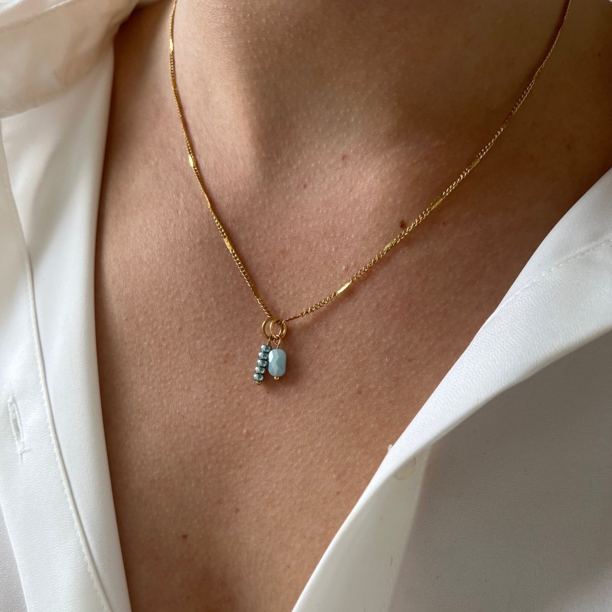 Signet Necklace Tropical Blue Facet Bead - ByNouck Jewelry Signet Necklace Tropical Blue Facet Bead - ByNouck Jewelry