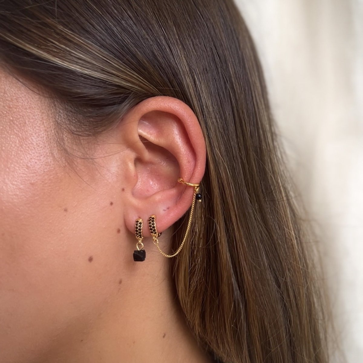 Black Hoop Onyx Stone - ByNouck Jewelry Black Hoop Onyx Stone - ByNouck Jewelry