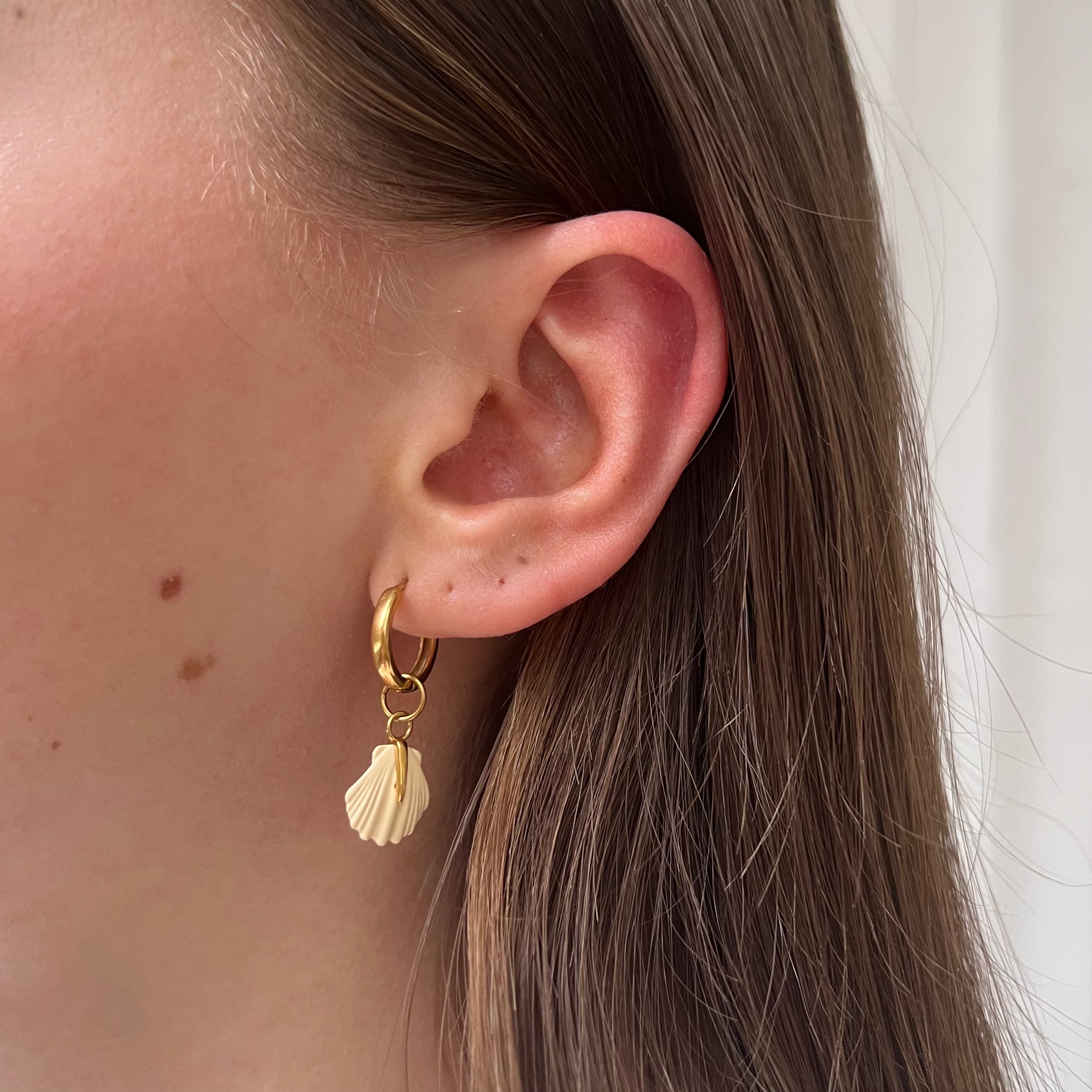 Earring Beige Beach Shell