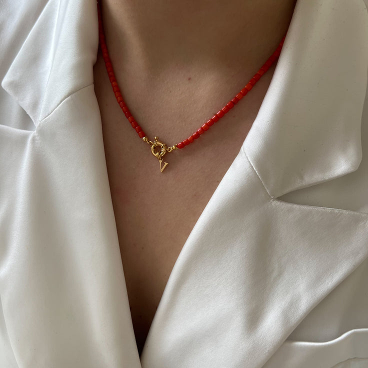 Collier Rouge Cube Tiny Initial
