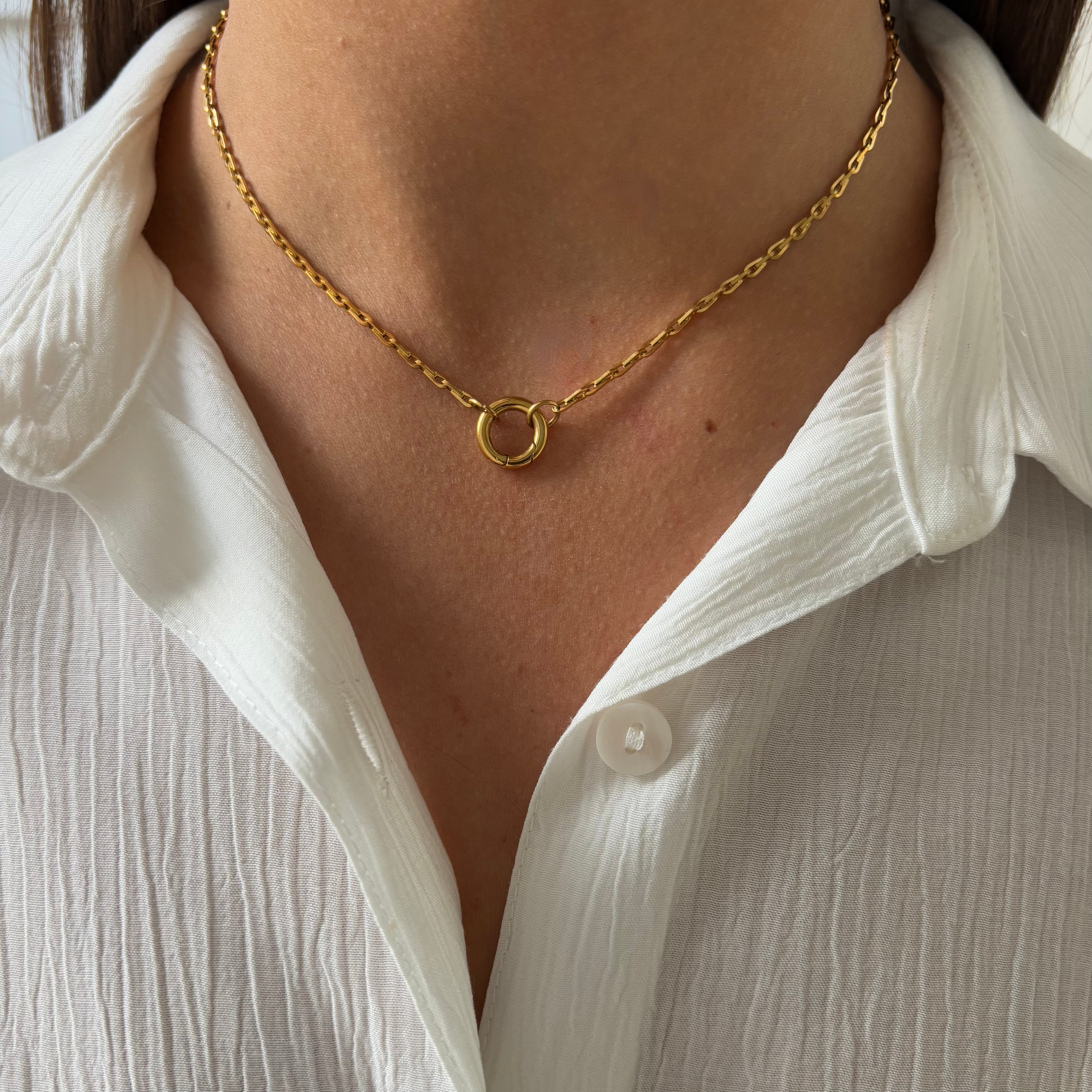 Base Fine Chain Necklace