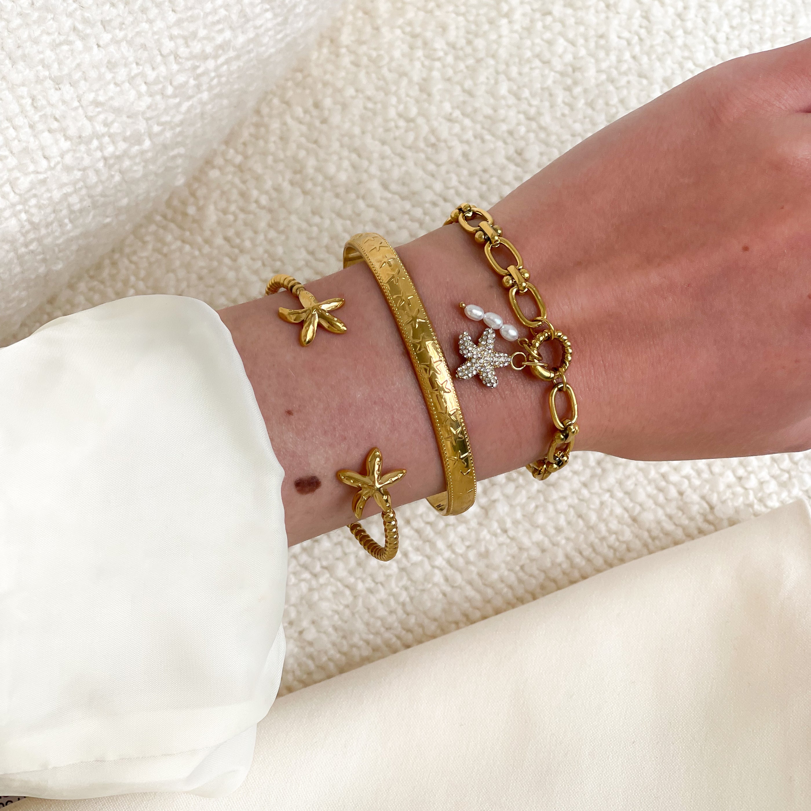 Collection box bracelets
