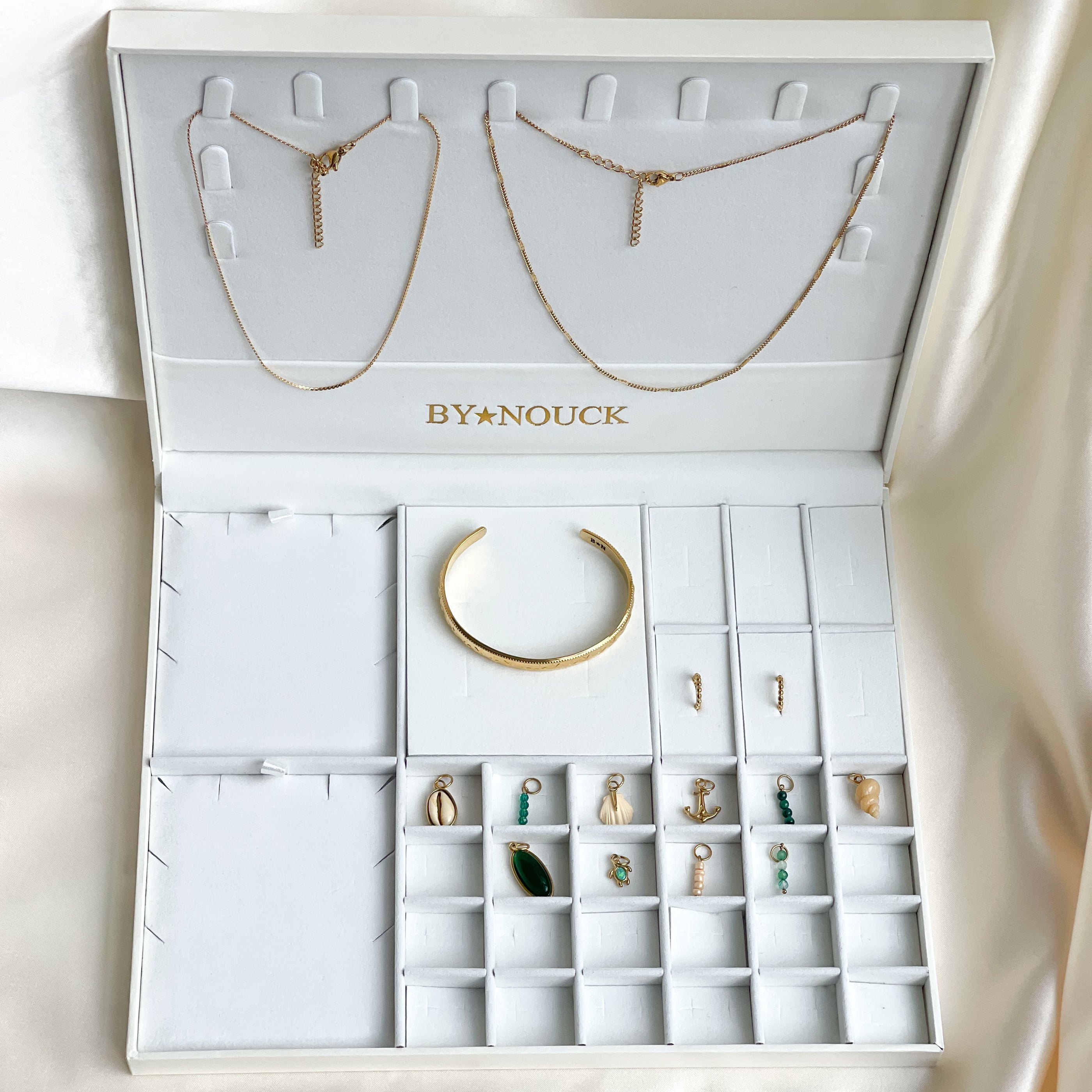 Collection box green