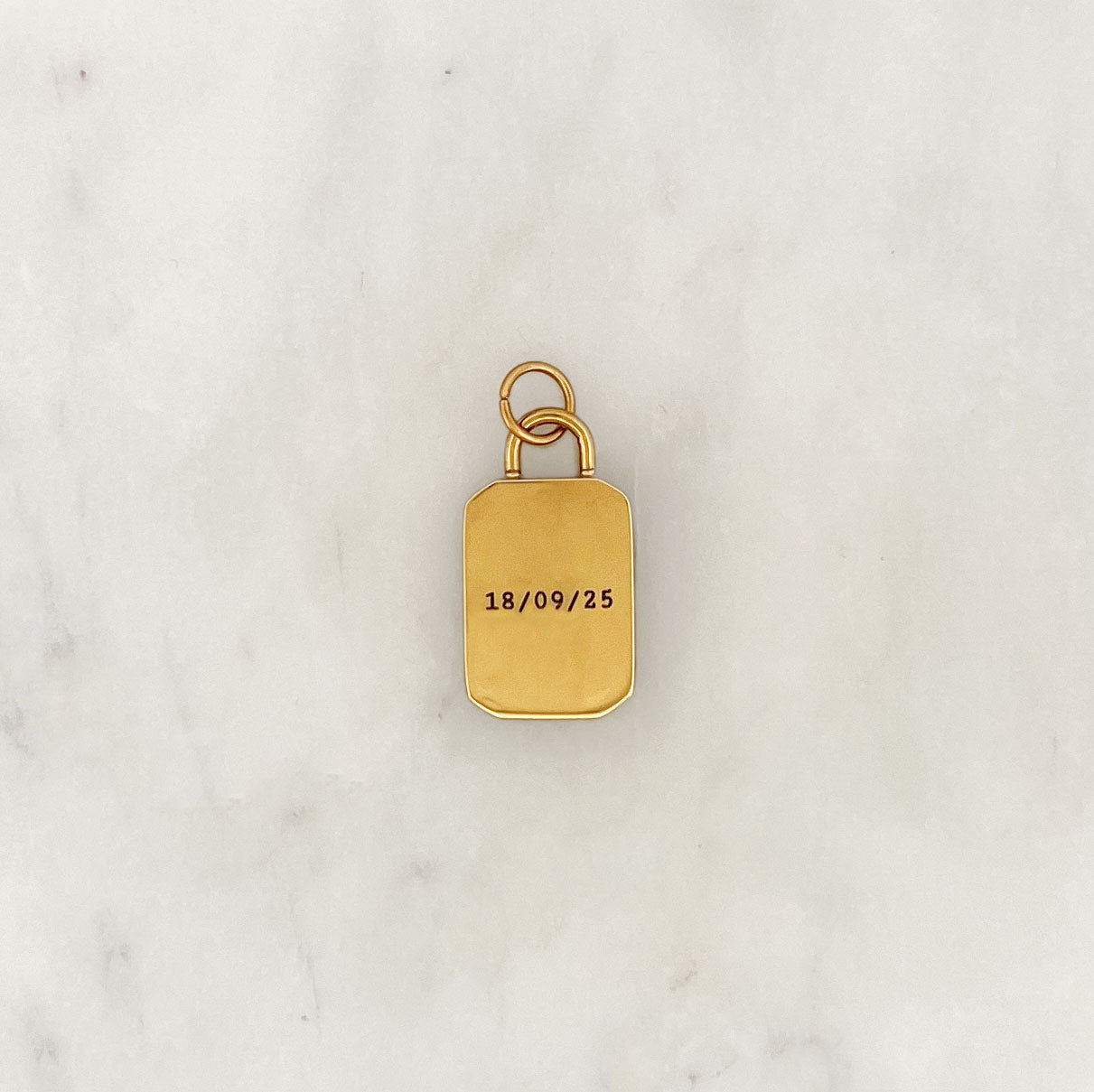 DYO Engrave Pearly Square