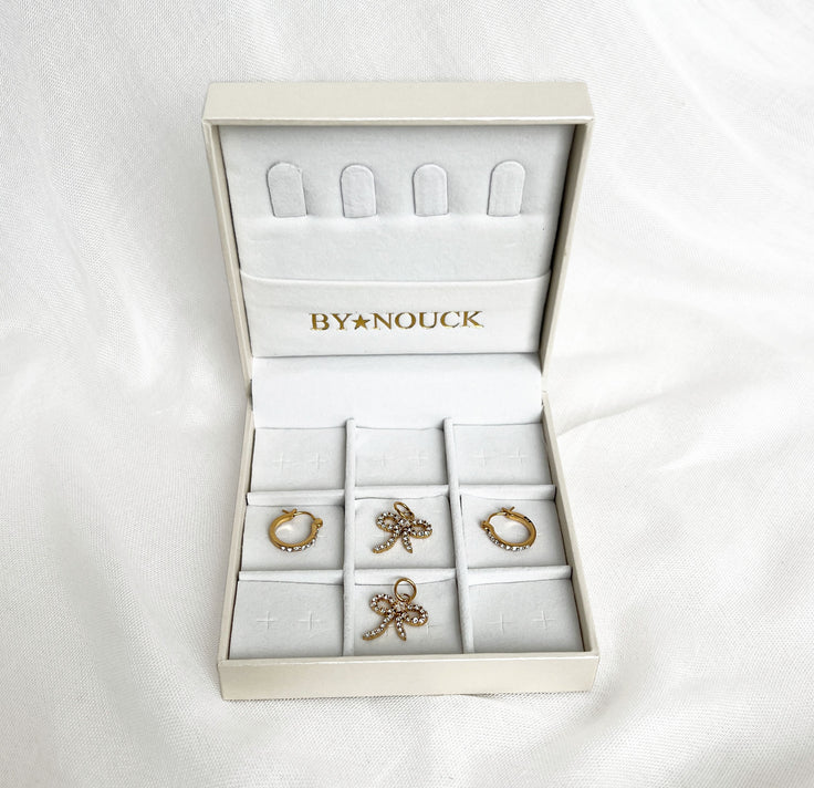 Earring set shiny bows