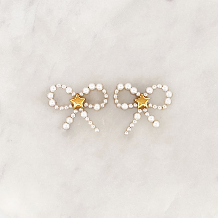 Earstud Pearl Bow Set