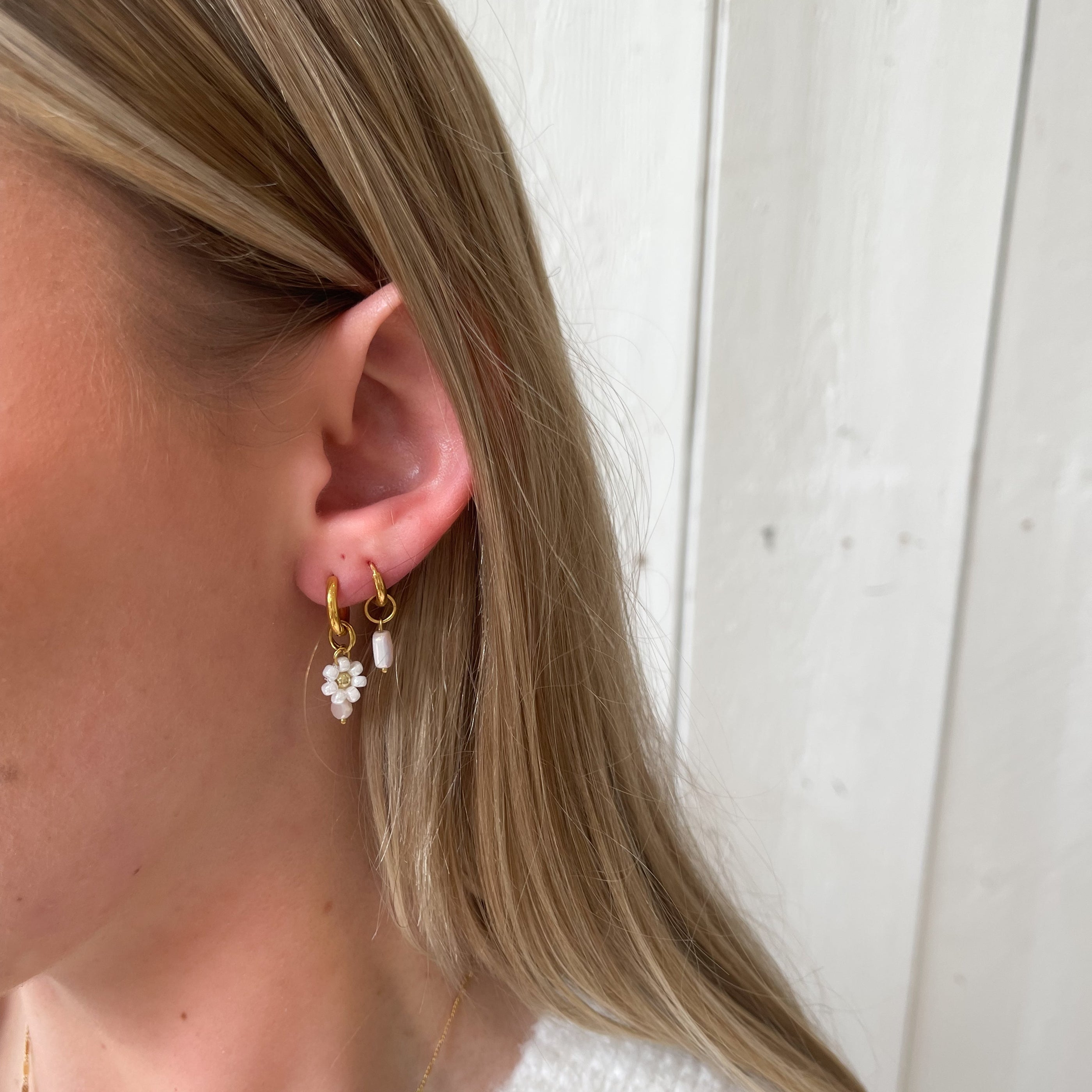 DYO White Beads Flower