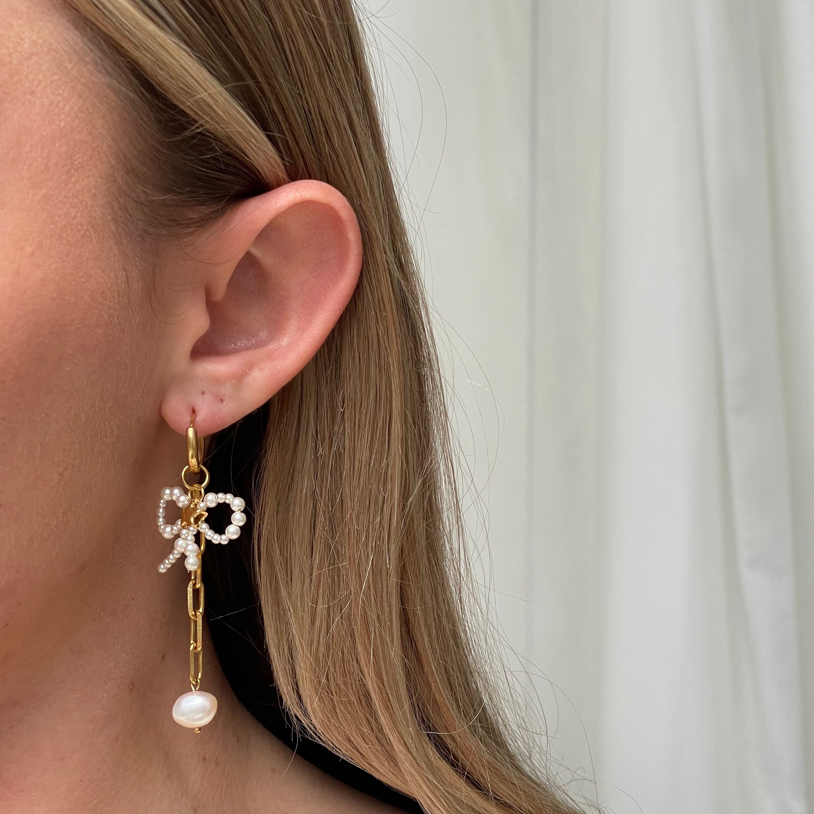 DYO Chain cream pearl