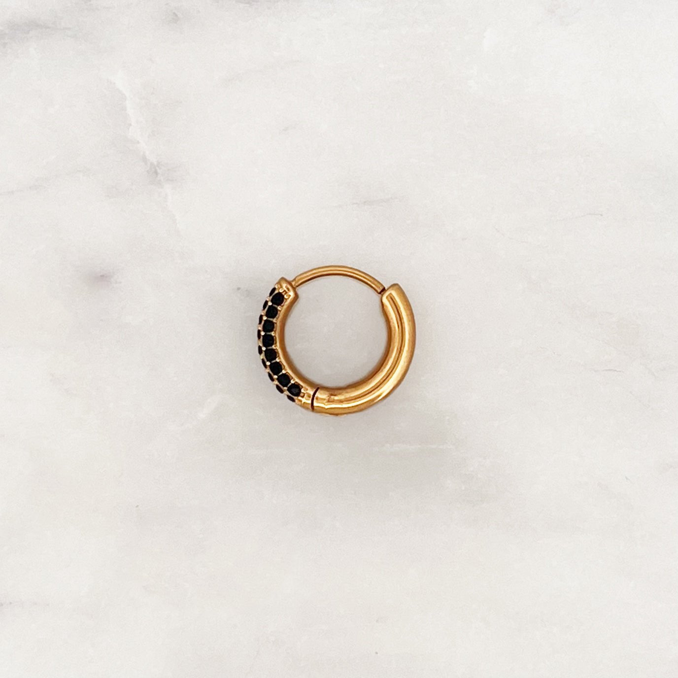 Base Onyx Hoop - ByNouck Jewelry