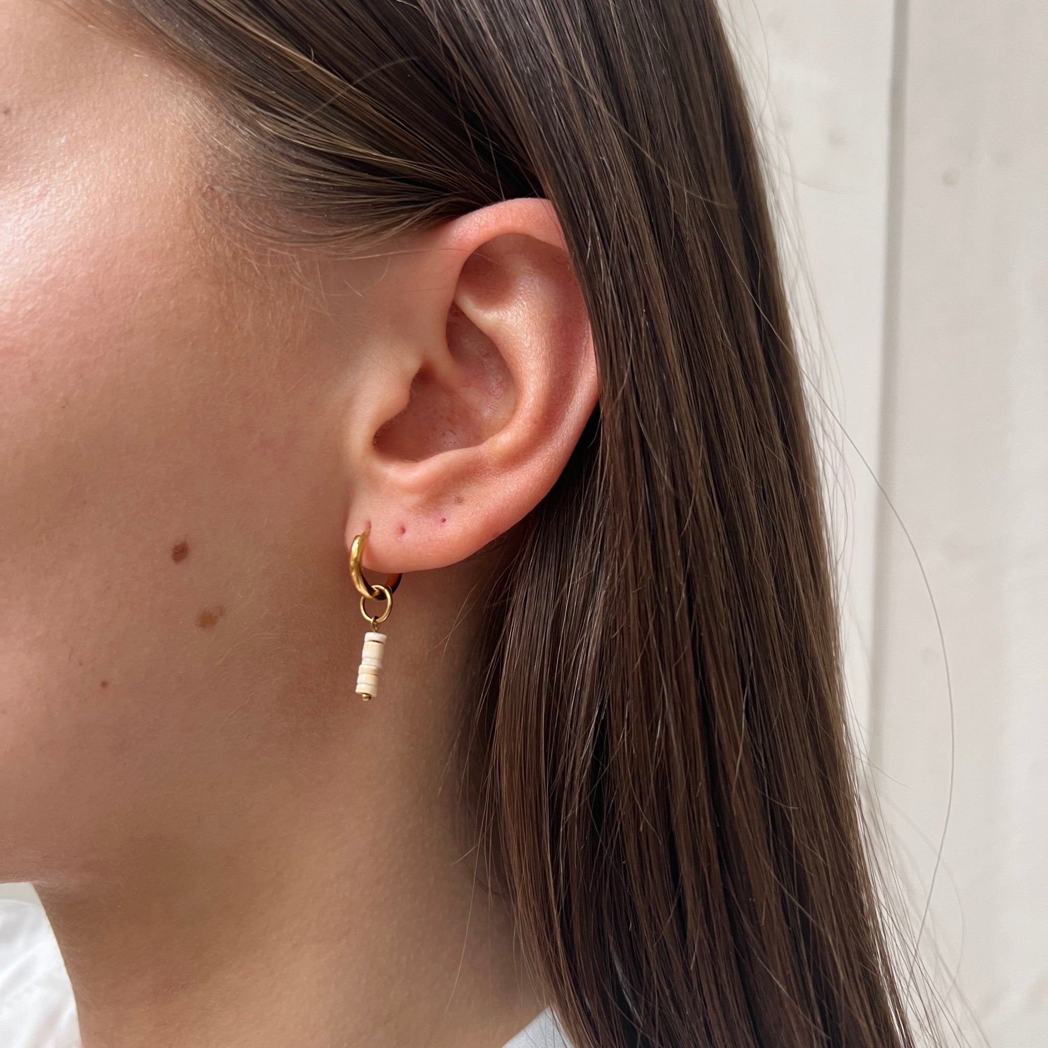 Classic Huggie Sand Discs - ByNouck Jewelry