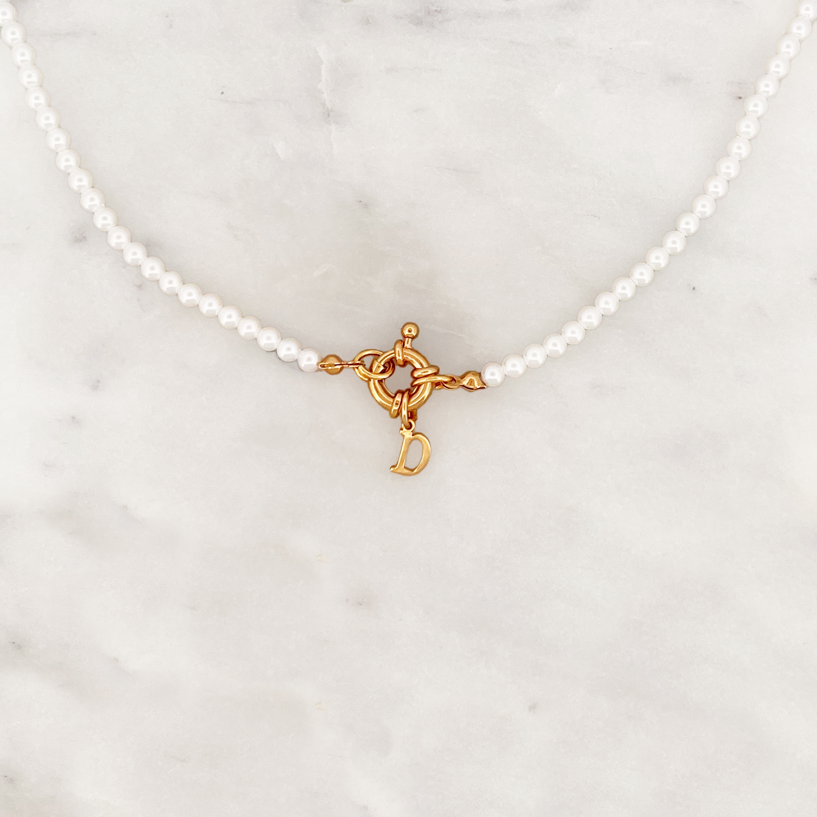 Shell Pearls Choker Tiny Initial