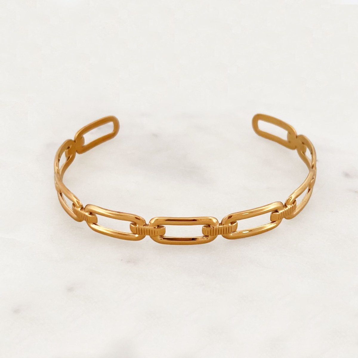 Oval Chain Bangle - ByNouck Jewelry