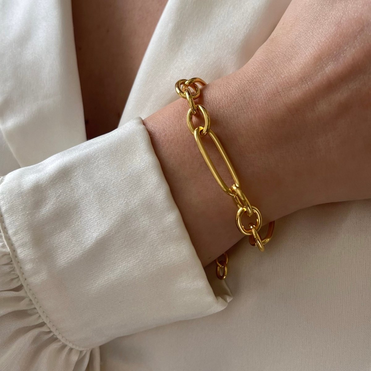 Oval Link Bracelet - ByNouck Jewelry