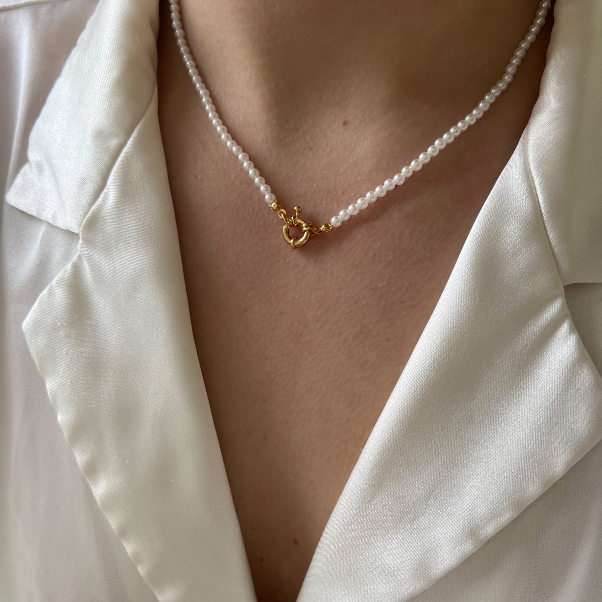 アクセサリー [ERNEST W. BAKER] SHELL PEARL NECKLACE Ernest W. Baker White Shell Pearl Necklace Ernest W. Baker